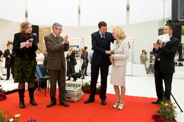 Vyno dienos 2010 Rasa Starkuvienė tampa Prancūzijos respublikos ritere