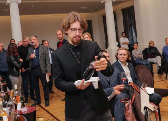 Kristijonas Valančiūnas pateikia Ernesto Au&scaron;vico Regent 2020