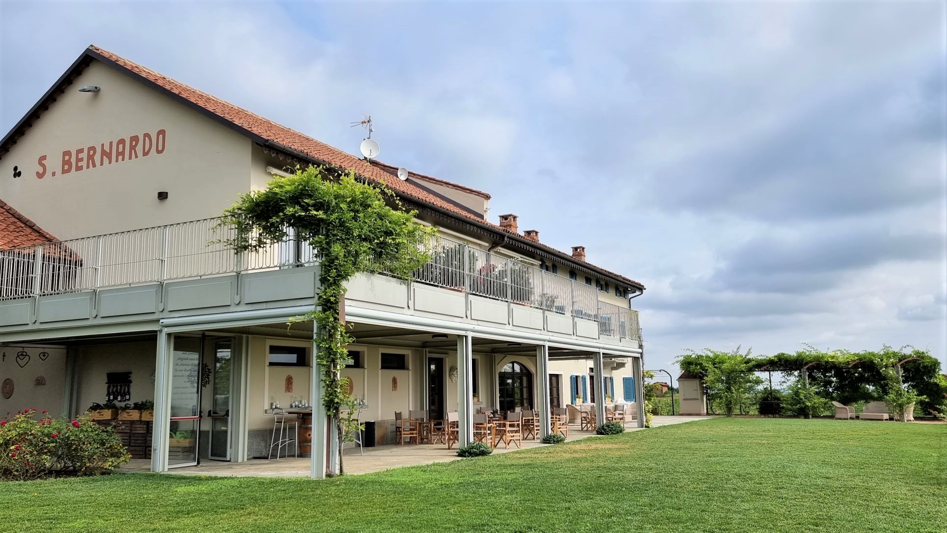 Braida Wine Resort - Italy - Piedmont - Asti - Rocchetta Tanaro -  photos of rooms house